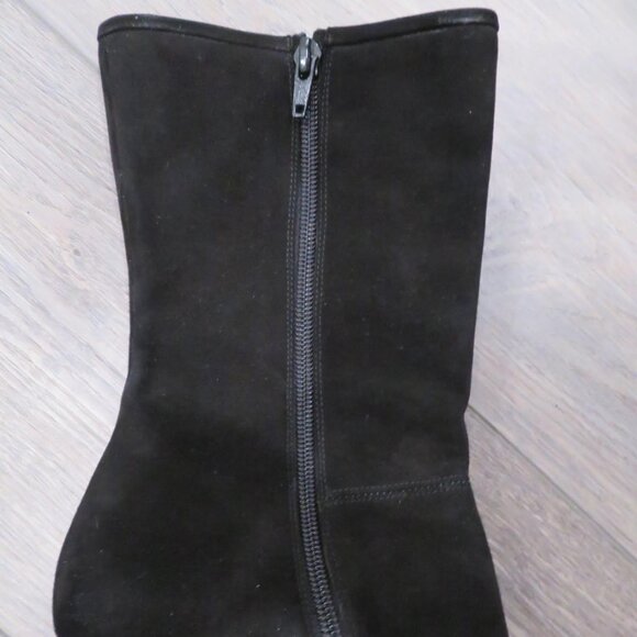 STUART WEITZMAN Black Suede Embellished Heeled Boots size 8 - Picture 3 of 6